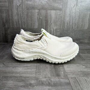 HOLO Footwear Women's size 10 Athena Moc Canvas Slip-on Ivory Shoes
